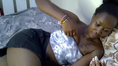 Snapshot of bedmaster_d chatting on 11.23.25 bedmaster_d online show from 11.23.25