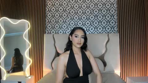 BELLA online show from 12.22.25