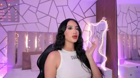 BELLA online show from 04.08.26