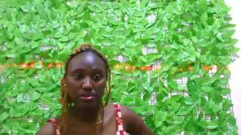 Snapshot of beib_love chatting on 09.20.25 beib_love online show from 09.20.25