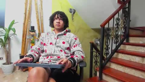 independent model online show from 12.03.24