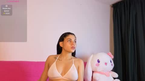 Snapshot of belasexxx chatting on 12.02.25 bela online show from 12.02.25