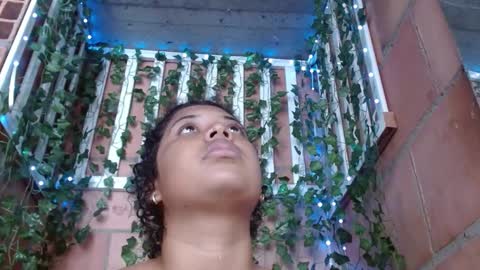 belindathompsonn online show from 12.29.24