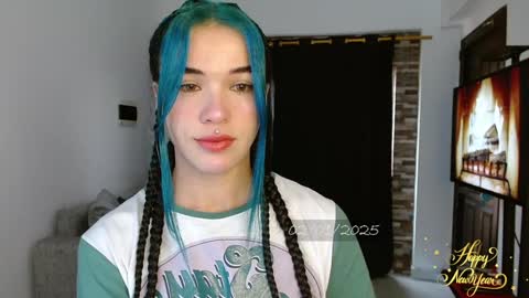 Snapshot of bell_art chatting on 01.04.25 online show from 01.04.25