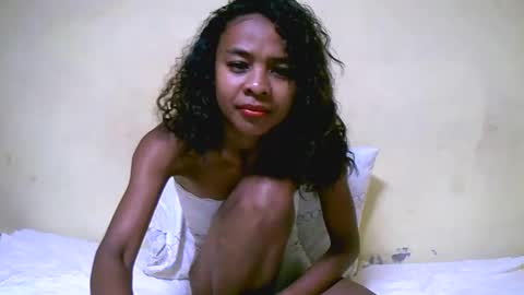 Snapshot of bella193999 chatting on 12.05.24 bella193999 online show from 12.05.24