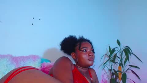 Snapshot of bella_adara1 chatting on 03.12.25 CAMILA online show from 03.12.25