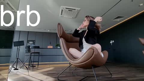 Snapshot of bella_alita chatting on 01.06.25 lita online show from 01.06.25