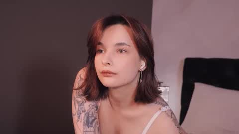 Snapshot of bella_alita chatting on 10.07.25 lita online show from 10.07.25