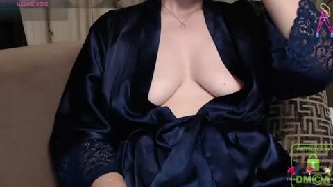 Antonia online show from 06.16.26
