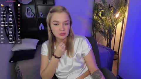 Bella online show from 12.05.25