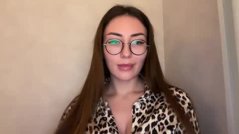 bella_foxxi online show from 12.10.24