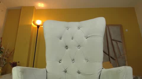 Snapshot of bella_houston chatting on 12.26.24 bella_houston online show from 12.26.24