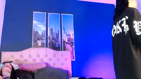 Valentina online show from 06.10.26