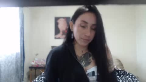 bella_luna34 online show from 04.21.26