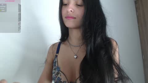   online show from 01.08.25