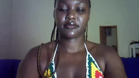 Snapshot of bella_reina chatting on 07.11.26 bella_reina online show from 07.11.26