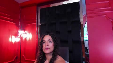 Snapshot of bella_riviera chatting on 02.25.26 Bella Riviera online show from 02.25.26