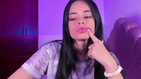 Valeria Model Independent online show from 01.16.26