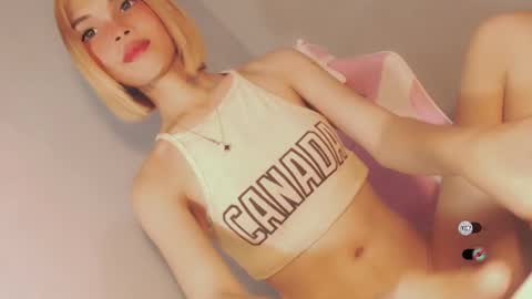 Snapshot of bella_tara chatting on 01.02.25 Bella online show from 01.02.25