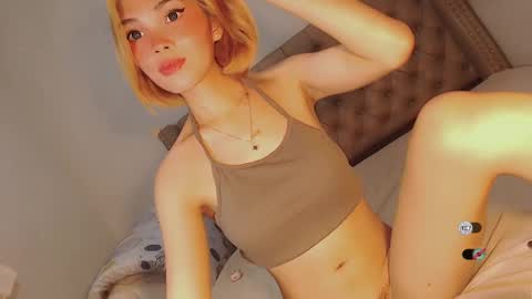 Snapshot of bella_tara chatting on 01.23.25 Bella online show from 01.23.25