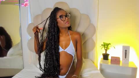 Snapshot of bellaadajud chatting on 02.01.26 Bella Dajud online show from 02.01.26