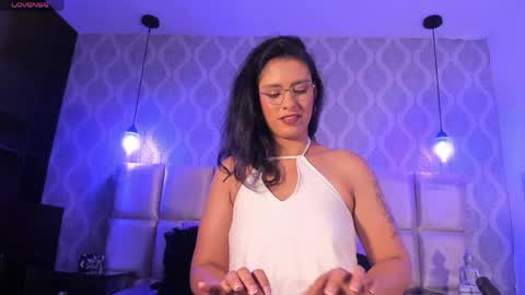 Snapshot of bellaagrace chatting on 04.09.26 bellaagrace online show from 04.09.26