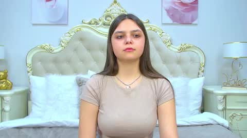 Snapshot of bellaboolman chatting on 02.04.25 BellaBoolman online show from 02.04.25