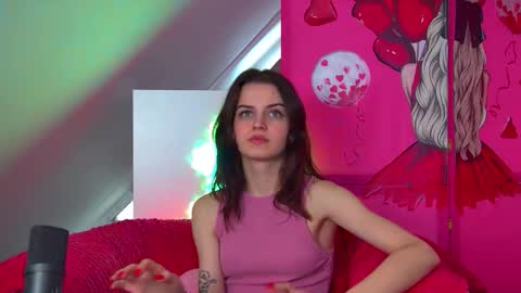 Snapshot of bellabriggs chatting on 02.14.26 Bella online show from 02.14.26