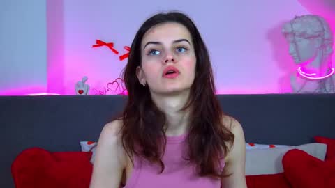 Snapshot of bellabriggs chatting on 02.16.26 Bella online show from 02.16.26