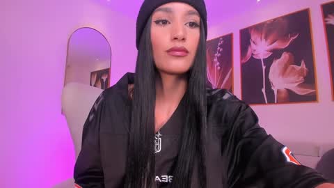  Bella C  online show from 01.31.25