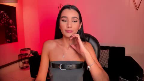  Bella C  online show from 11.11.25