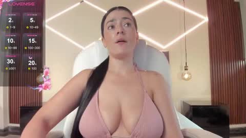 Bella Clair online show from 06.05.26