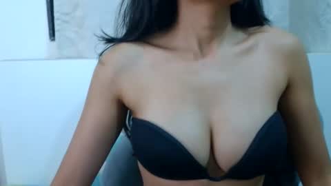 bellacrystall online show from 03.28.26