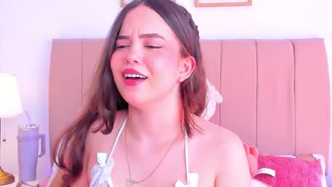 BellaFontana online show from 01.17.26