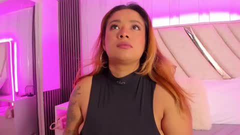 bellalumi online show from 09.18.25