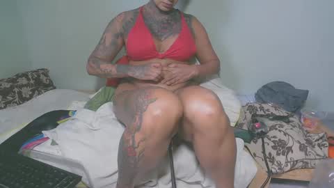 Snapshot of bellamorena06 chatting on 02.08.25 BELLAMORENA06 online show from 02.08.25