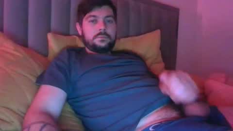 Snapshot of bellandballs chatting on 03.19.26 bellandballs online show from 03.19.26