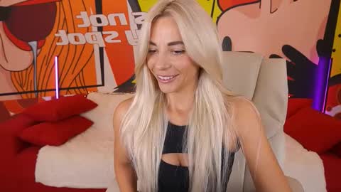 Bella online show from 10.23.25