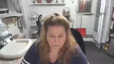 Snapshot of bellavoca chatting on 02.14.26 Bellavoca online show from 02.14.26