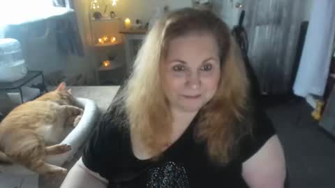 Snapshot of bellavoca chatting on 02.23.26 Bellavoca online show from 02.23.26