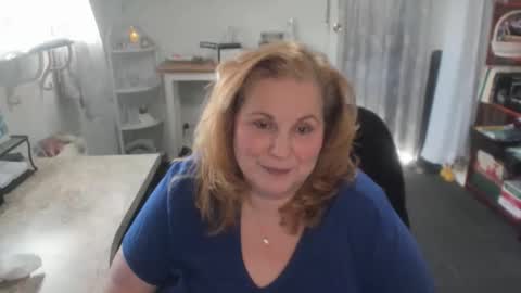Snapshot of bellavoca chatting on 03.30.26 Bellavoca online show from 03.30.26