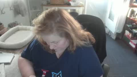 Snapshot of bellavoca chatting on 04.13.26 Bellavoca online show from 04.13.26