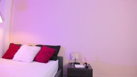 Bella Wild online show from 03.02.26