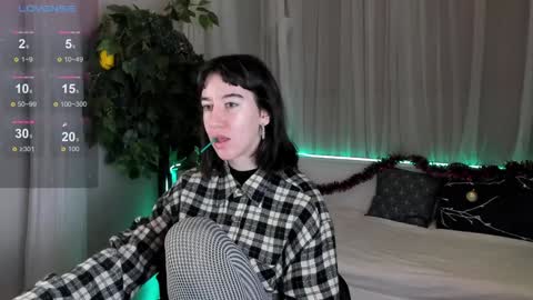 Bella online show from 12.24.24