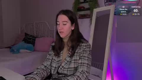 Bella online show from 10.17.25