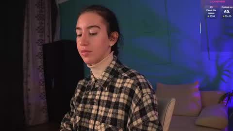 Snapshot of belle_via chatting on 04.08.26 Bella online show from 04.08.26