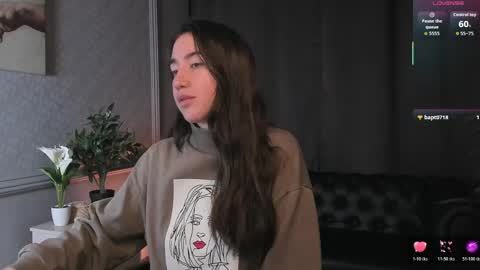 Snapshot of belle_via chatting on 04.11.26 Bella online show from 04.11.26