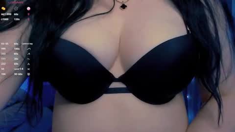 Snapshot of bellelovexx chatting on 06.26.26 Hello I am kind friendly and cute girl online show from 06.26.26