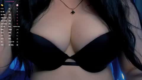 Snapshot of bellelovexx chatting on 07.16.26 Hello I am kind friendly and cute girl online show from 07.16.26