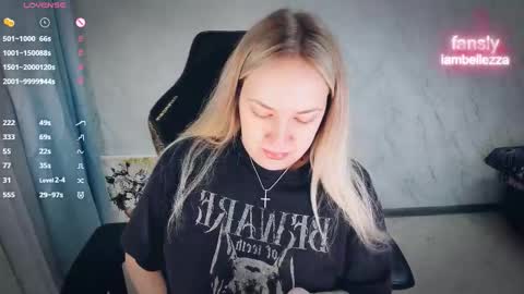 Your Annabelle Wolf  online show from 02.13.26